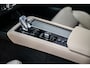 Volvo XC90 2.0 T8 Plug-in hybrid AWD Ultra Dark | Executive Edition | Luchtvering | Gelaagd Glas | Bowers & Wilkins | Massage & Ventilatie Stoelen | Panoramadak |