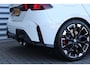 BMW 1-Serie 1-Serie M135 xDRIVE 300PK AUTOMAAT / NAVI / LEDER / CLIMA / LED / PDC / HUD / 19" LMV / CAMERA / KEYLESS / PARELMOER / UNIEK / ORG. NL !!