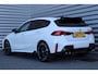 BMW 1-Serie 1-Serie M135 xDRIVE 300PK AUTOMAAT / NAVI / LEDER / CLIMA / LED / PDC / HUD / 19" LMV / CAMERA / KEYLESS / PARELMOER / UNIEK / ORG. NL !!