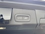 Volvo XC60 2.0 T6 Plug-in Hybrid AWD Plus Dark | PHEV | Facelift | 360 Graden Camera | Head-up Display | Panoramadak | Trekhaak | Keyless Entry | Elektrische Achterklep | Stoelverwarming voor en achter | Navigatie Google Maps | Apple Carplay | Android Auto
