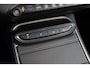 Jeep Avenger Summit 54 kWh | Camera | Elektrische Achterklep | Navigatie | Stoel Verwarming | Verwarmd Voorraam | Keyless | Apple Carplay & Android Auto |