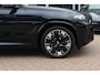 BMW iX3 High Executive 80 kWh / SoH 95,6% / Trekhaak / Panoramadak / 360Camera / Head-up / 20'' / Leder / Harman Kardon / Sfeerverlichting / Dodehoek / DAB / Stoelverwarming / ACC