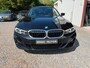 BMW 3-Serie Touring 318i NW MODEL ZWART LED BTW ALL IN