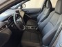 Toyota Corolla Cross HYBRID 140 STYLE ELEK.KLEP LED KEYLESS CARPLAY NAVI CAMERA STOEL/STUUR VERW.ADAP CRUISE PDC ✅ Top auto's Wijchen. Al 30 Jaar verkoop van Toyota : Benzine / Hybride / PHEV / HEV / Style / Executive / Dynamic / Plus / Business / Sport / Active / Premium etc. ✅