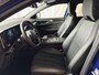 Renault Austral 1.3 MILD HYBRID 4 CILINDER 160PK PANORAMA 1800 KG TREKGEWICHT TECHNO ELEK.KLEP ELEK.STOEL NAVI STOEL/STUUR/RUIT VERW. LED LEER 1800KG MAX TREKGEWICHT ☑️ Top Auto's Altijd meerdere Renault's op voorraad , Type Esprit / Alpine / Evolution / Iconic / Techno ☑️