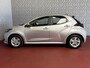 Toyota Yaris 1.5 HYBRID CARPLAY CAMERA STOEL/STUUR VERW LMV ADAP.CRUISE ✅ Top Auto's Wijchen , Al 30 Jaar verkoop van Toyota , Type's Launch / Executive / Dynamic / First Edition / Business / Zowel Phev / Hev / Benzine / met fabrieksgarantie ✅
