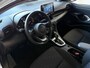 Toyota Yaris 1.5 HYBRID CARPLAY CAMERA STOEL/STUUR VERW LMV ADAP.CRUISE ✅ Top Auto's Wijchen , Al 30 Jaar verkoop van Toyota , Type's Launch / Executive / Dynamic / First Edition / Business / Zowel Phev / Hev / Benzine / met fabrieksgarantie ✅