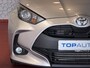 Toyota Yaris 1.5 HYBRID CARPLAY CAMERA STOEL/STUUR VERW LMV ADAP.CRUISE ✅ Top Auto's Wijchen , Al 30 Jaar verkoop van Toyota , Type's Launch / Executive / Dynamic / First Edition / Business / Zowel Phev / Hev / Benzine / met fabrieksgarantie ✅