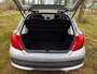 Peugeot 207 1.4 VTi XS MOTOR niet 100 %