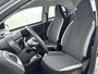 Toyota Aygo 1.0 VVT-i x-play | Navigatie | Apple Carplay - Android Auto | Parkeercamera | Onderweg-naar-dealer