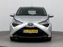 Toyota Aygo 1.0 VVT-i x-play | Navigatie | Apple Carplay - Android Auto | Parkeercamera | Onderweg-naar-dealer