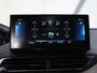 Peugeot 3008 225PK HYbrid GT | AppleCarPlay/AndroidAuto | FOCAL | Adaptive Cruise Control | Schuifkanteldak | 360'Camera | Climate Control | Night Vision | Dodehoekdetectie | AUTOMAAT | Sfeerverlichting | Virt.Cockpit | Keyless | Isofix | Privacy Glass | Parkeersensoren |