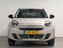 Fiat 600 600e La Prima EV 54kWh 156pk | CAMERA | STOELVERW. | NAVI | APPLE CARPLAY / ANDROID AUTO | KEYLESS ENTRY + START |