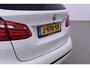 BMW 2-Serie Active Tourer 225xe Luxury | Head-Up | Camera | Stoelverwarming | Lane Assist | Getint Glas | 17 Inch