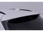 BMW 2-Serie Active Tourer 225xe Luxury | Head-Up | Camera | Stoelverwarming | Lane Assist | Getint Glas | 17 Inch