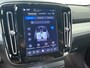 Volvo XC40 B4 Plus Dark | Trekhaak | Dodehoekdetectie | Harman/Kardon |