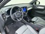Volvo XC40 B4 Plus Dark | Trekhaak | Dodehoekdetectie | Harman/Kardon |