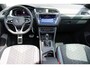 Volkswagen Tiguan 1.5 TSI R-Line | Black-Style | Panoramadak | Adaptieve Cruise Control |