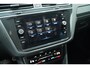 Volkswagen Tiguan 1.4 TSI eHybrid R-Line Business+ NAP Clima Camera 360 Apple Carplay Led koplampen Rijklaar!