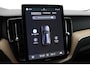 Volvo XC60 T8 Plug-in hybrid Plus Dark | ACC | Harman/Kardon | Stoel+Stuurverwarming | Camera | BLIS | Memory