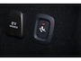 Volvo V60 T6 Recharge AWD Essential - IntelliSafe Assist & Surround - Parkeercamera achter - Verwarmde voorstoelen, stuur & achterbank - Parkeersensoren voor & achter - Inklapbare trekhaak - 18' LMV
