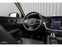 Volvo V60 2.0 T8 Plug-in hybrid AWD Ultimate Dark | Bowers&Wilkins | Panorama dak | Zwenkbare trekhaak | Stoelverkoeling+massage |