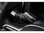 Volvo V60 2.0 T8 Plug-in hybrid AWD Ultimate Dark | Bowers&Wilkins | Panorama dak | Zwenkbare trekhaak | Stoelverkoeling+massage |