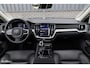 Volvo V60 2.0 T8 Plug-in hybrid AWD Ultimate Dark | Bowers&Wilkins | Panorama dak | Zwenkbare trekhaak | Stoelverkoeling+massage |