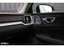 Volvo V60 2.0 T8 Plug-in hybrid AWD Ultimate Dark | Bowers&Wilkins | Panorama dak | Zwenkbare trekhaak | Stoelverkoeling+massage |
