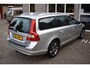Volvo V70 2.5T Youngtimer Trekhaak Automaat Cruise Camera Stoelv