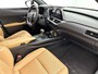 Lexus UX 250h Luxury Line | Afneembare Trekhaak | Elektrische Achterklep | Head-up Display |