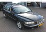 Volvo V70 2.4 NW APK / BLIJVEND YOUNGTIMER / FULL SERVICE HISTORIE ! ! !