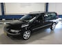 Volvo V70 2.4 NW APK / BLIJVEND YOUNGTIMER / FULL SERVICE HISTORIE ! ! !