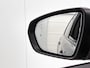 DS 7 1.6 PHEV Ligne Business 225pk Automaat | Alarm Klasse 3 | Elektrisch Verstelbare bestuurdersstoel met Geheugen | Alcantara Bekleding | Focal HiFi Geluidssysteem | Navigatie | Climate Control | Adaptieve Cruise Control | Camera Voor + Achter  | Full-LED Koplampen | 19" Lichtmetalen Velgen | Keyless Entry/Start | Verwarmbare Voorstoelen | Apple Carplay/Android Auto |