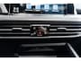 Volkswagen Golf 2.0 TSI R 4Motion Performance Akrapovic HUD