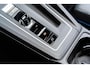Volkswagen Golf 2.0 TSI R 4Motion Performance Akrapovic HUD