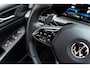 Volkswagen Golf 2.0 TSI R 4Motion Performance Akrapovic HUD