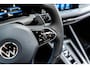 Volkswagen Golf 2.0 TSI R 4Motion Performance Akrapovic HUD