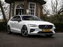 Volvo V60 2.0 D3 150PK R-Design Sportstoelen Camera Navi Harman/Kardon Stoelverwarming Virtual
