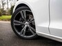 Volvo V60 2.0 D3 150PK R-Design Sportstoelen Camera Navi Harman/Kardon Stoelverwarming Virtual
