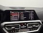 BMW 3-Serie Touring 320d 190PK High Executive | Panoramadak | Camera | Leer | Carplay&Android | Sfeerverlichting