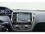 Peugeot 2008 1.2 PureTech Active | vol-Automaat | Trekhaak | Airco | Cruise Control | Panoramadak | Centrale deurvergrendeling | 5-traps automaat | handsfree bellen | Multifunctioneel stuurwiel | Eektrische ramen