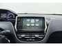 Peugeot 2008 1.2 PureTech Active | vol-Automaat | Trekhaak | Airco | Cruise Control | Panoramadak | Centrale deurvergrendeling | 5-traps automaat | handsfree bellen | Multifunctioneel stuurwiel | Eektrische ramen
