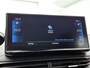 Peugeot 3008 SUV Active Pack Business 130pk Automaat | Lage kilometerstand | Navigatie | Achteruitrijcamera | Climate Control | Cruise Control | Parkeersensoren v+a | Keyless start | Armsteun | Led koplampen | Apple Carplay / Android Auto | Bluetooth | Digitaal instrumentenpaneel | 100% Dealeronderhouden | 17" lichtmetalen velgen |
