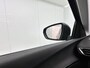 Peugeot 3008 SUV Active Pack Business 130pk Automaat | Lage kilometerstand | Navigatie | Achteruitrijcamera | Climate Control | Cruise Control | Parkeersensoren v+a | Keyless start | Armsteun | Led koplampen | Apple Carplay / Android Auto | Bluetooth | Digitaal instrumentenpaneel | 100% Dealeronderhouden | 17" lichtmetalen velgen |