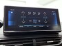 Peugeot 3008 SUV Active Pack Business 130pk Automaat | Lage kilometerstand | Navigatie | Achteruitrijcamera | Climate Control | Cruise Control | Parkeersensoren v+a | Keyless start | Armsteun | Led koplampen | Apple Carplay / Android Auto | Bluetooth | Digitaal instrumentenpaneel | 100% Dealeronderhouden | 17" lichtmetalen velgen |