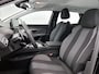 Peugeot 3008 SUV Active Pack Business 130pk Automaat | Lage kilometerstand | Navigatie | Achteruitrijcamera | Climate Control | Cruise Control | Parkeersensoren v+a | Keyless start | Armsteun | Led koplampen | Apple Carplay / Android Auto | Bluetooth | Digitaal instrumentenpaneel | 100% Dealeronderhouden | 17" lichtmetalen velgen |