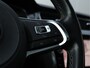 Volkswagen Golf 1.0 TSI Highline R-line | Panoramadak | Camera | Virtual | LED