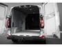 Volkswagen e-Transporter Bestelwagen L2 64kWh | Dubbele Schuifdeur | 4-Seizoenen banden | Trekhaak | Laadruimte betimmering