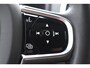 Volvo XC90 T8 455PK Recharge AWD Ultimate Bright / Luchtvering / Bowers & Wilkins / Schuif-kanteldak / 360 Camera / Head Up Display / Nappaleder met ventilatie / Massagefunctie / Gelamineerde zijruiten / 22'' Velgen / Trekhaak /  Stoelverwarming / Stuurverwarming